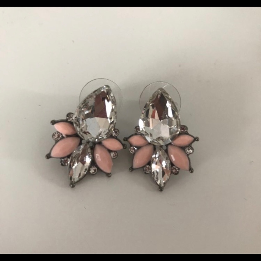 💖Tear Drop Earrings💖 - Picture 3 of 4